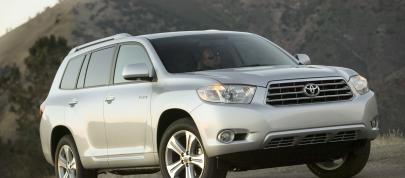 Toyota Highlander (2009) - picture 15 of 22