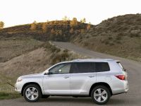 Toyota Highlander (2009) - picture 14 of 22