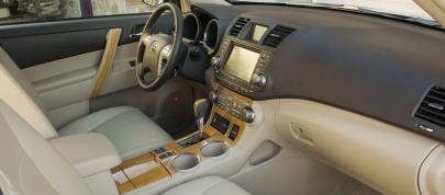 Toyota Highlander (2009) - picture 7 of 7