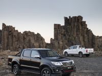 Toyota HiLux Black Edition (2014) - picture 4 of 6