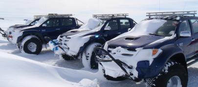 Toyota Hilux Claims Second Pole Position (2009) - picture 7 of 17