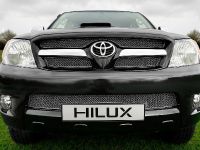 Toyota Hilux Invincible 200 (2009) - picture 6 of 8