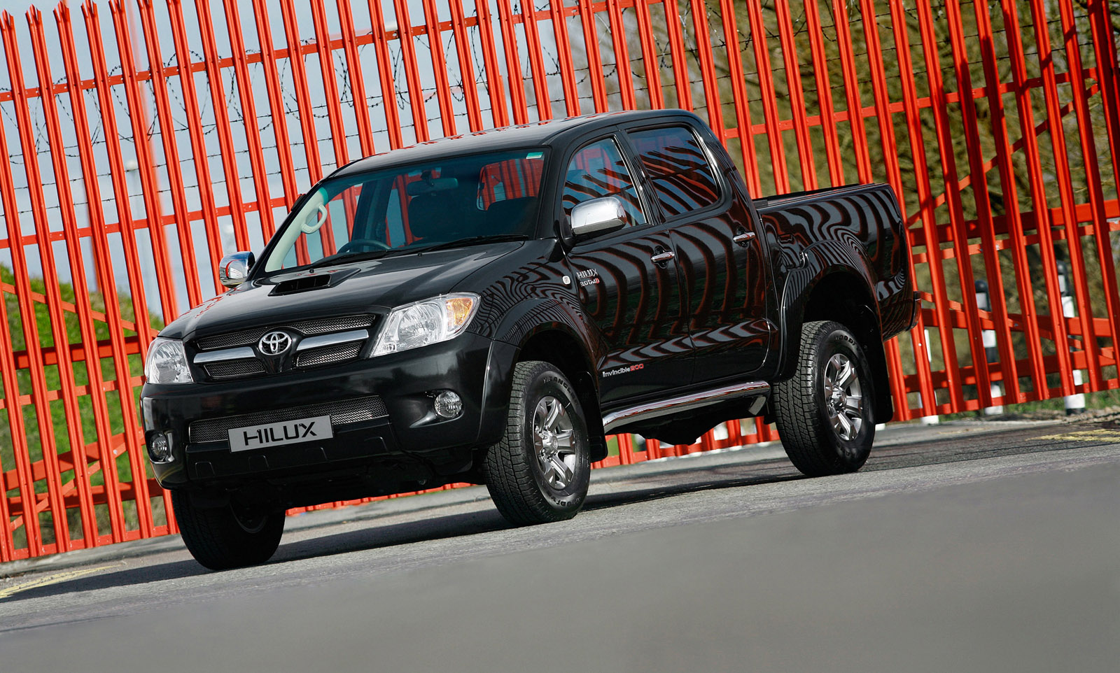 Toyota Hilux Invincible 200