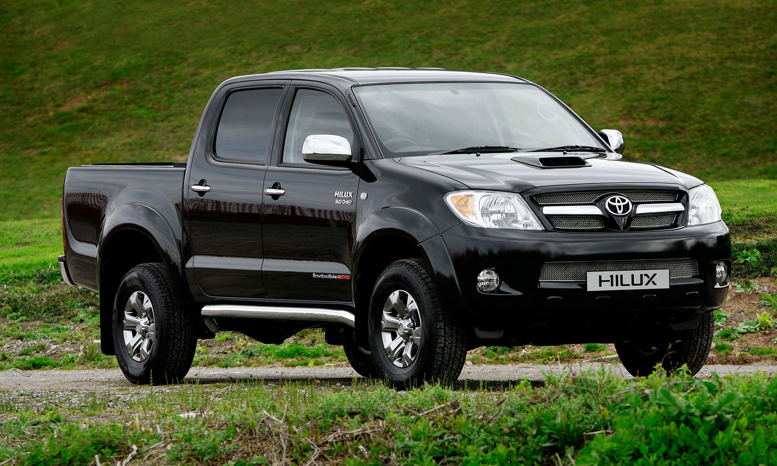 Toyota Hilux Invincible 200