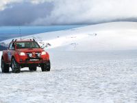 Arctic Trucks Toyota Hilux Invincible Double Cab (2010) - picture 1 of 5