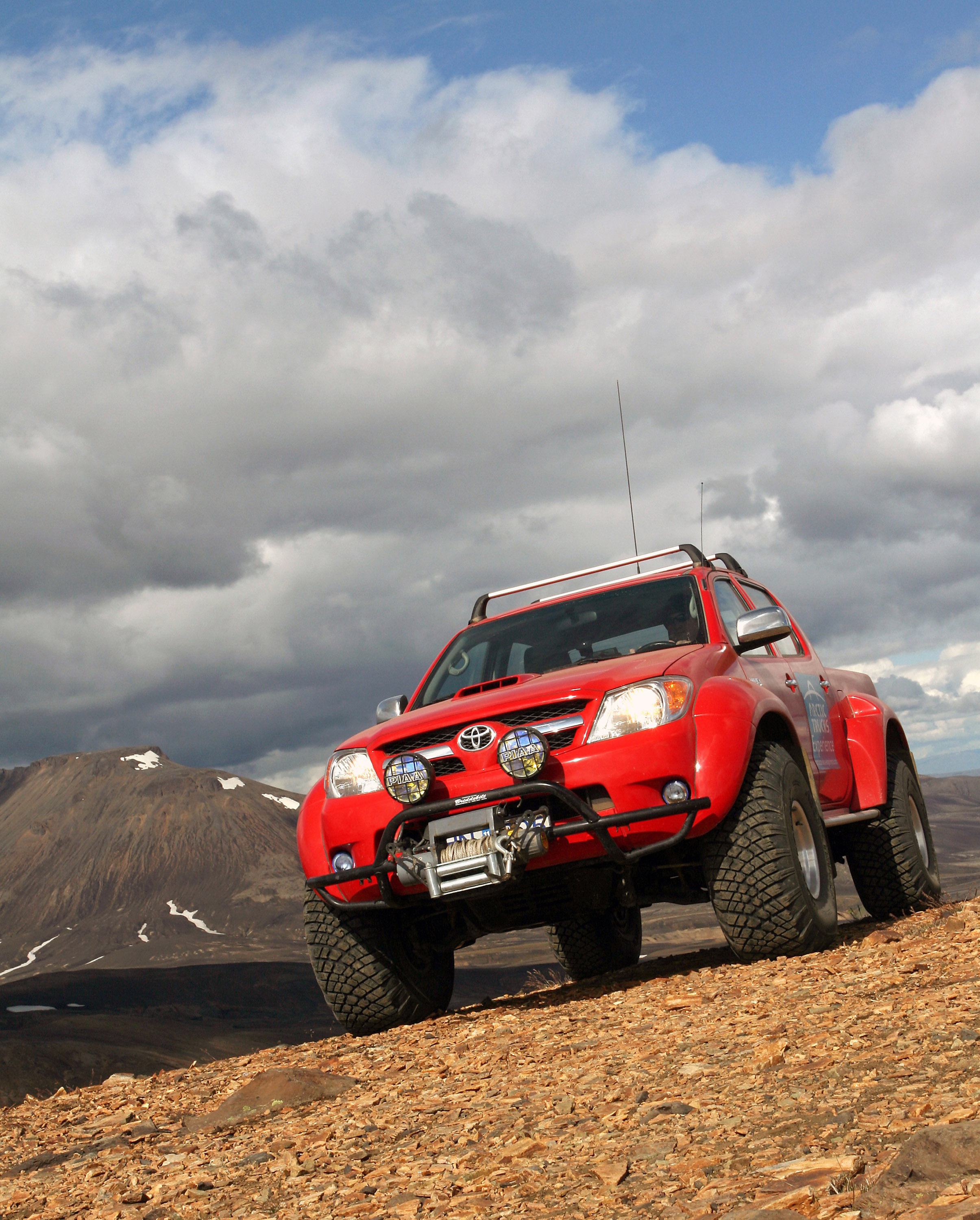 Arctic Trucks Toyota Hilux Invincible Double Cab