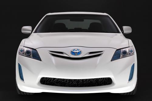 Toyota Hybrid Camry Concept Vehicle (2009) - picture 1 of 13