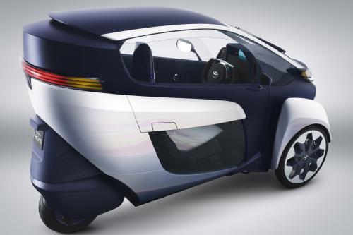 Toyota i-Road Concept (2013) - picture 9 of 14