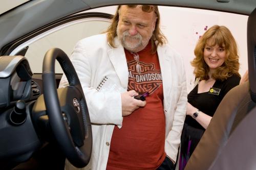 Toyota iQ exhibition at the Royal College of Art (2008) - picture 8 of 9