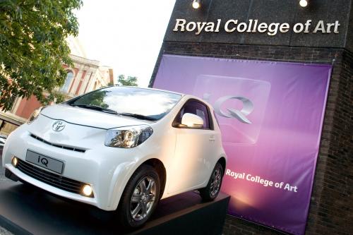 Toyota iQ exhibition at the Royal College of Art (2008) - picture 9 of 9
