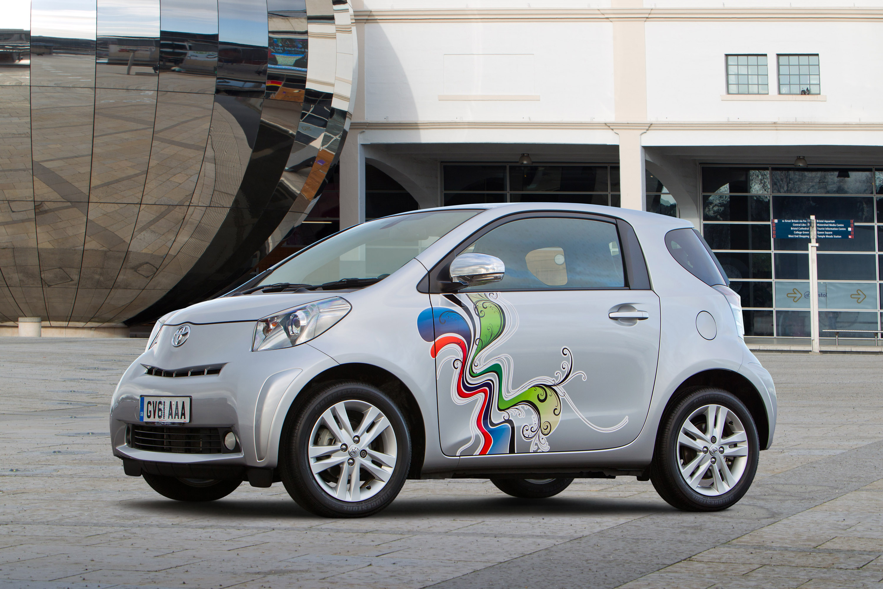 Toyota iQ - Customised Clever Cars