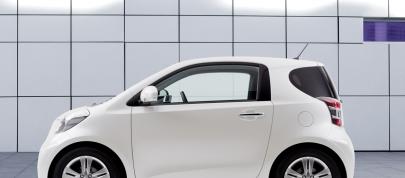 Toyota IQ (2008) - picture 4 of 5