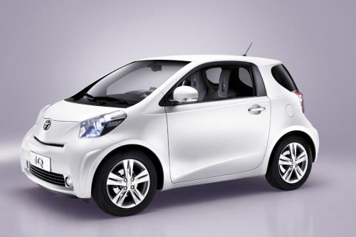 Toyota IQ (2008) - picture 1 of 5