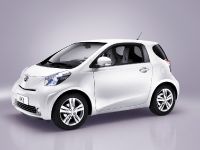 Toyota iQ (2008) - picture 1 of 5
