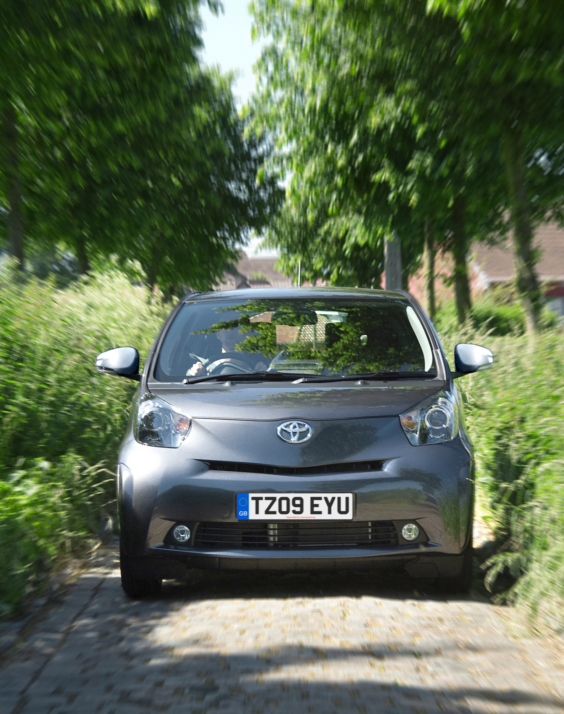 Toyota IQ3