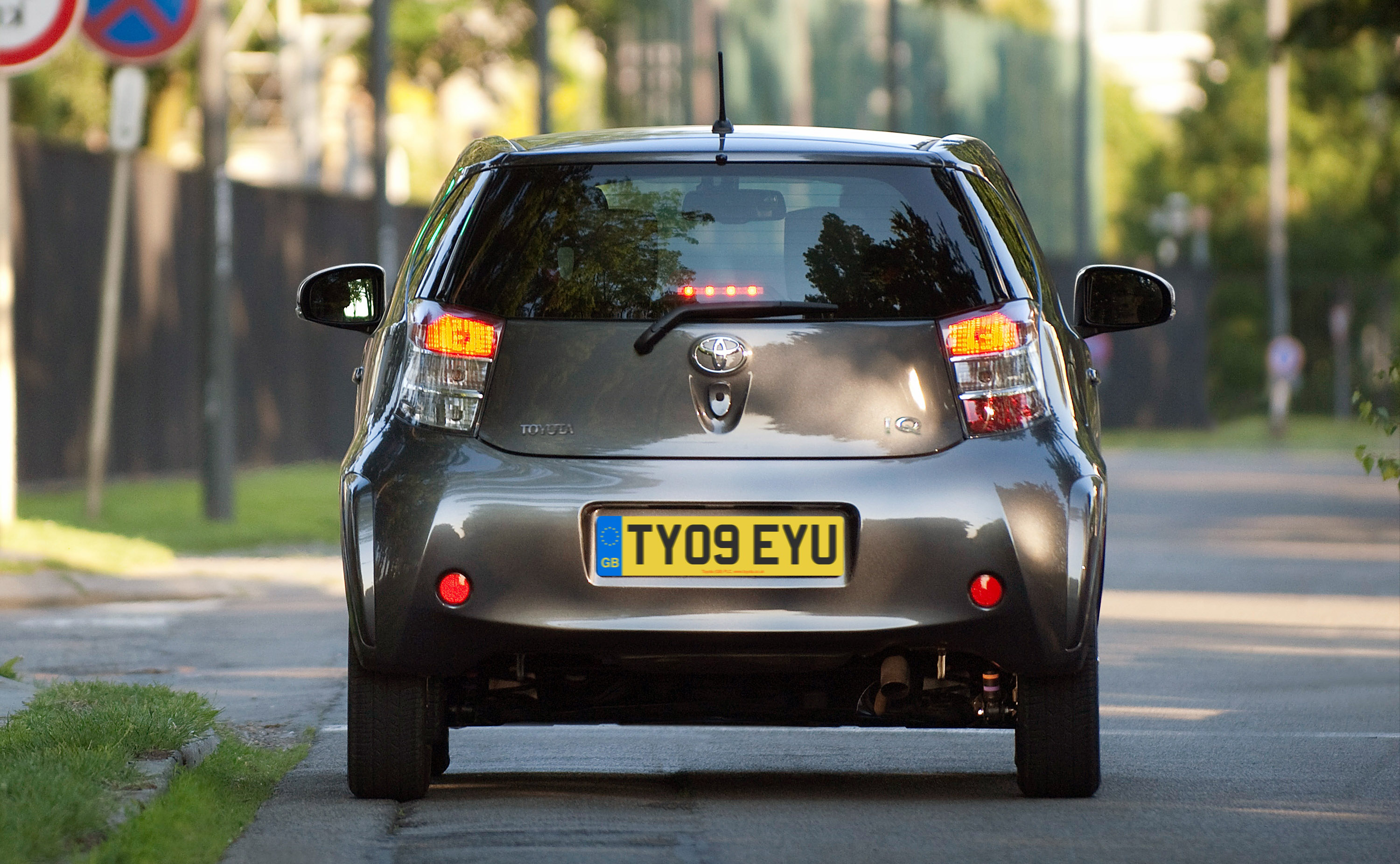 Toyota IQ3