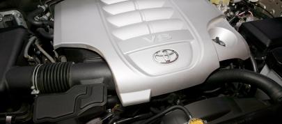 Toyota Land Cruiser (2009) - picture 28 of 28