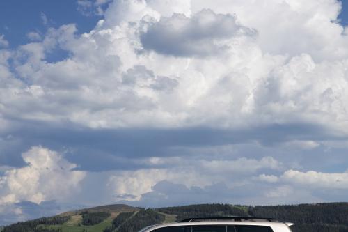Toyota Land Cruiser (2009) - picture 17 of 28