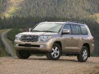 Toyota Land Cruiser (2009) - picture 10 of 28