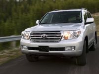 Toyota Land Cruiser (2009) - picture 19 of 28