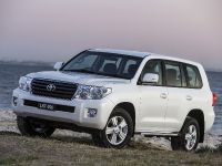 Toyota LandCruiser 200 Altitude Special Edition (2013) - picture 1 of 2