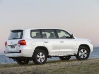 Toyota LandCruiser 200 Altitude Special Edition (2013) - picture 2 of 2