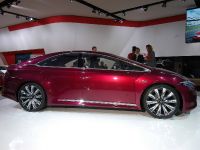 Toyota NS4 Hybrid Concept Detroit (2012) - picture 3 of 5