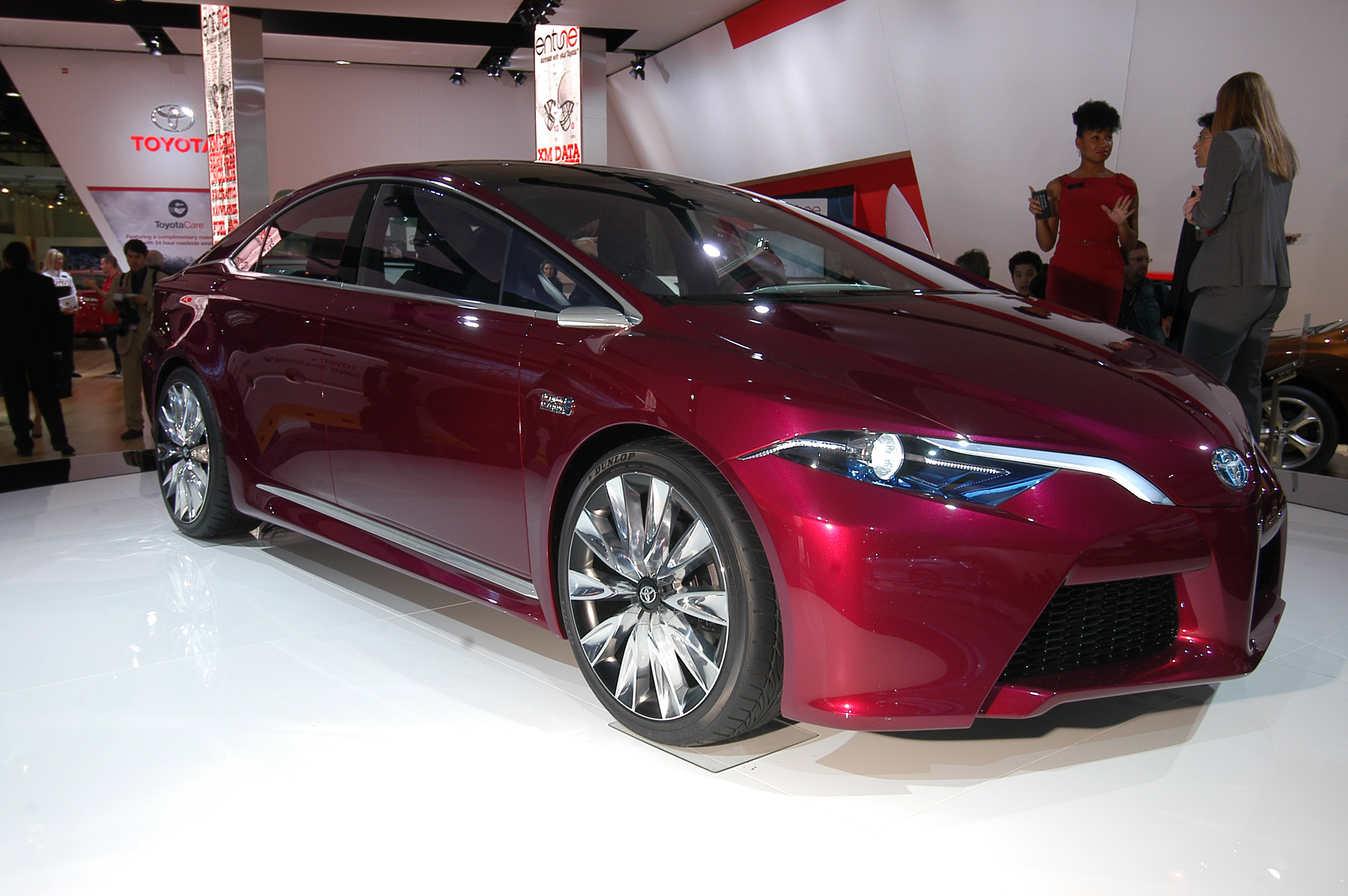 Toyota NS4 Hybrid Concept Detroit