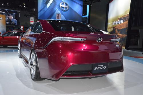 Toyota NS4 Los Angeles (2012) - picture 8 of 8