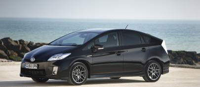 Toyota Prius 10th Anniversary limited edition (2010) - picture 4 of 6