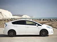 Toyota Prius 10th Anniversary limited edition (2010) - picture 4 of 6