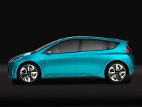 Toyota Prius c Concept (2011) - picture 1 of 27