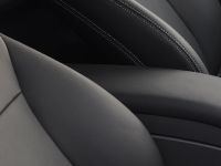 Toyota Prius X Special Edition (2011) - picture 2 of 6