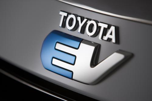 Toyota RAV4 EV Concept (2010) - picture 1 of 2