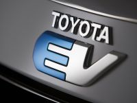 Toyota RAV4 EV Concept (2010) - picture 1 of 2