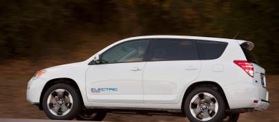 Toyota RAV4 EV (2010) - picture 20 of 33