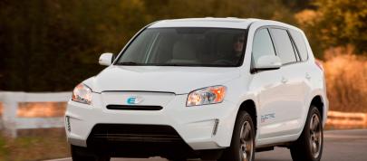 Toyota RAV4 EV (2010) - picture 23 of 33