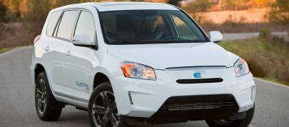 Toyota RAV4 EV (2010) - picture 28 of 33