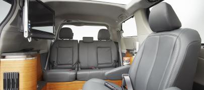 Toyota Sienna Swagger Wagon Supreme (2010) - picture 4 of 8