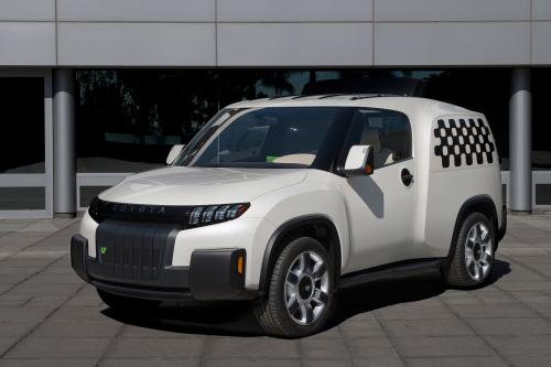 Toyota U-squared Urban Utility Concept (2014) - picture 1 of 8