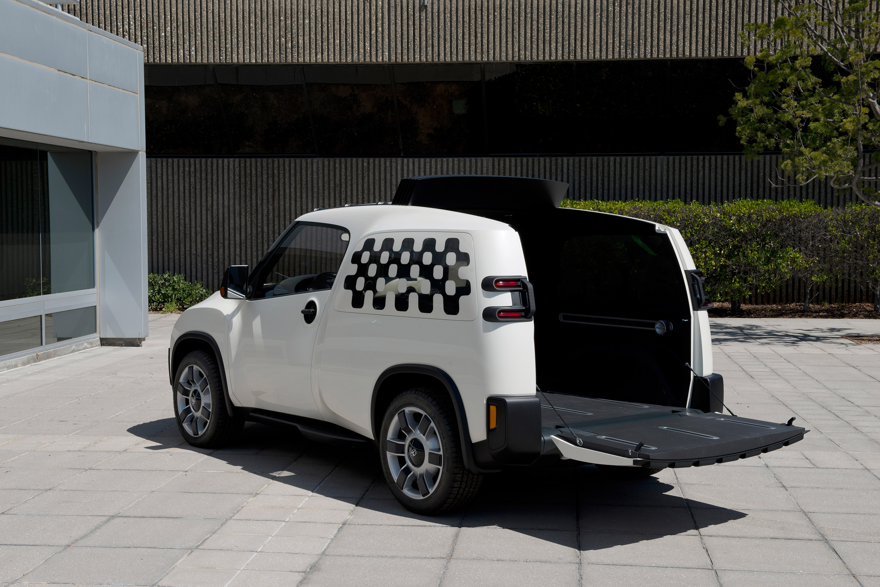 Toyota U-squared Urban Utility Concept