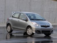 Toyota Yaris (2009) - picture 1 of 2