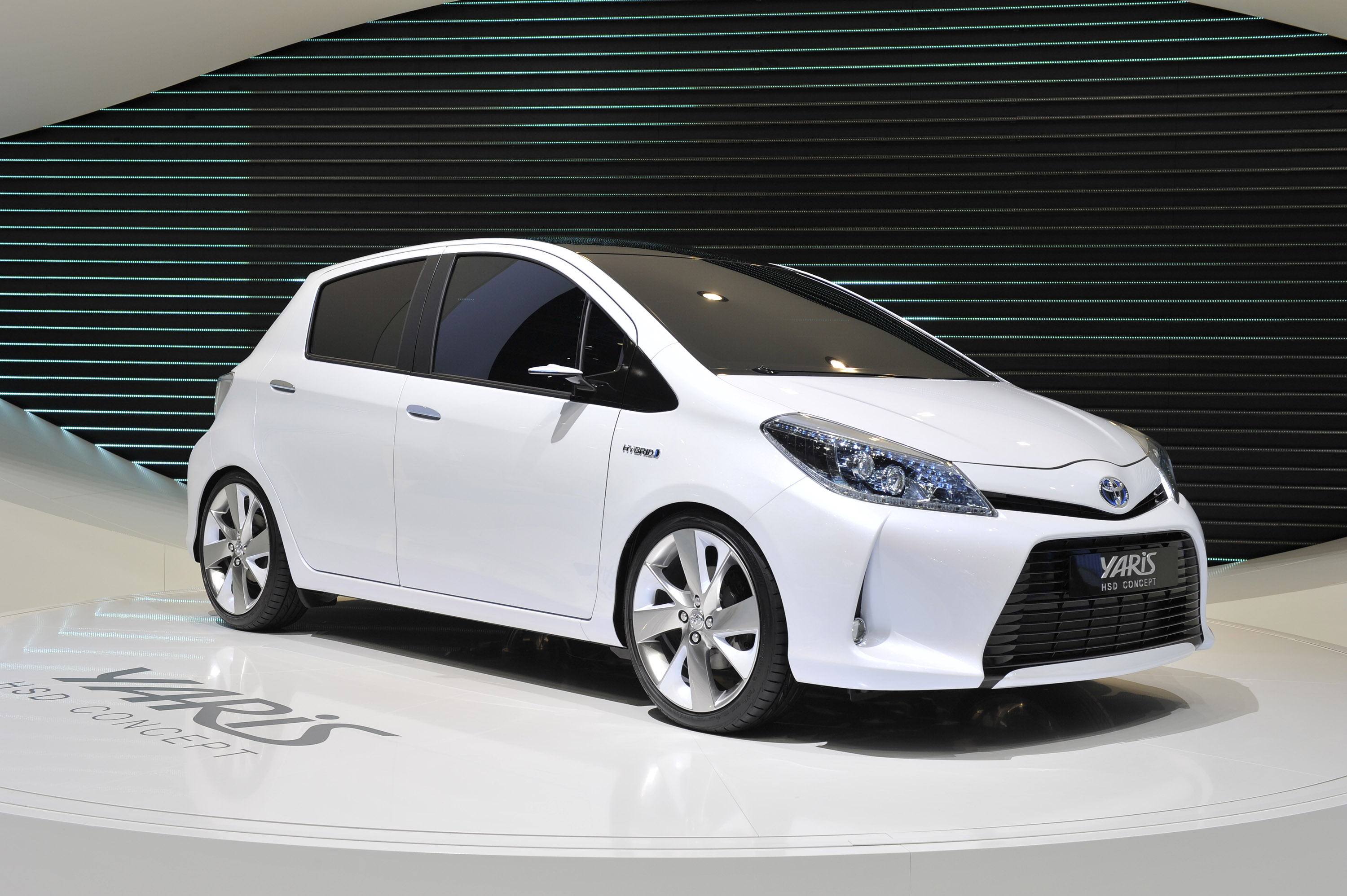 Toyota Yaris HSD concept Geneva