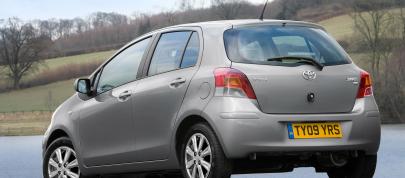 Toyota Yaris TR (2009) - picture 4 of 4