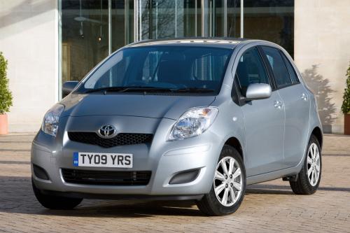 Toyota Yaris TR (2009) - picture 1 of 4