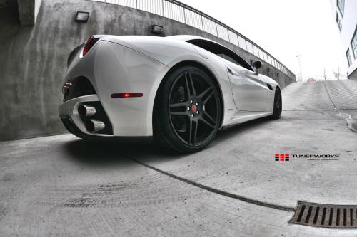 Tunerworks Performance Ferrari California (2013) - picture 8 of 12
