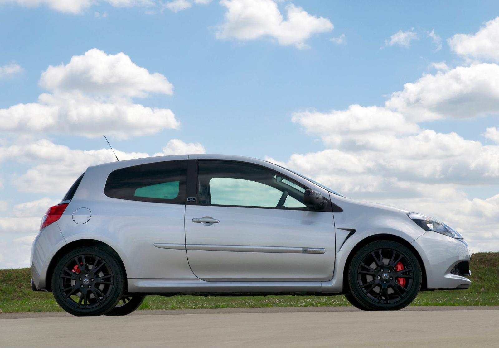 Twingo Renaultsport 133 and Clio Renaultsport 200 Silverstone GP