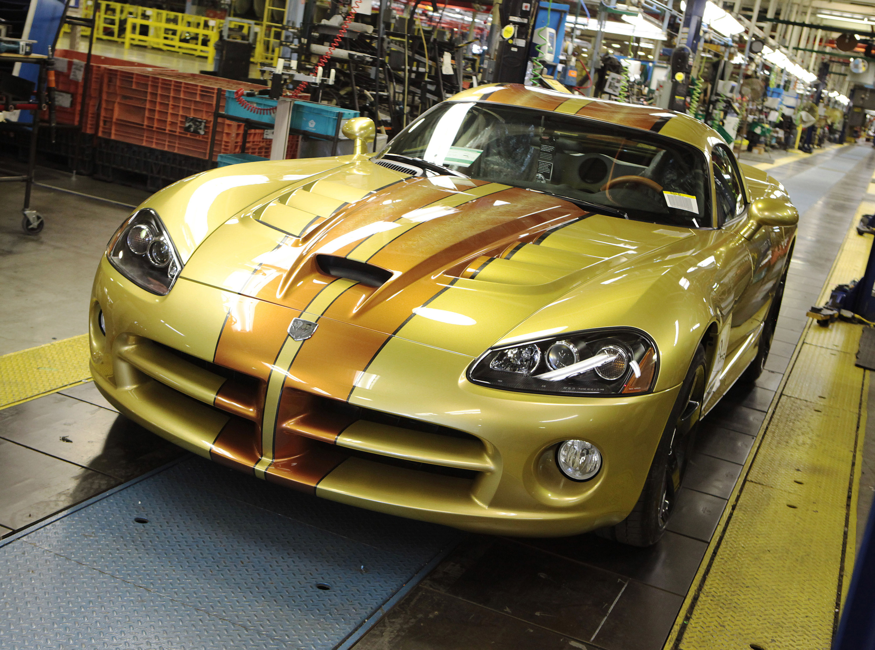 Ultimate Factory Customized  Dodge Viper coupe