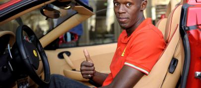 Usain Bolt in Ferrari F430 Spider (2008) - picture 4 of 6
