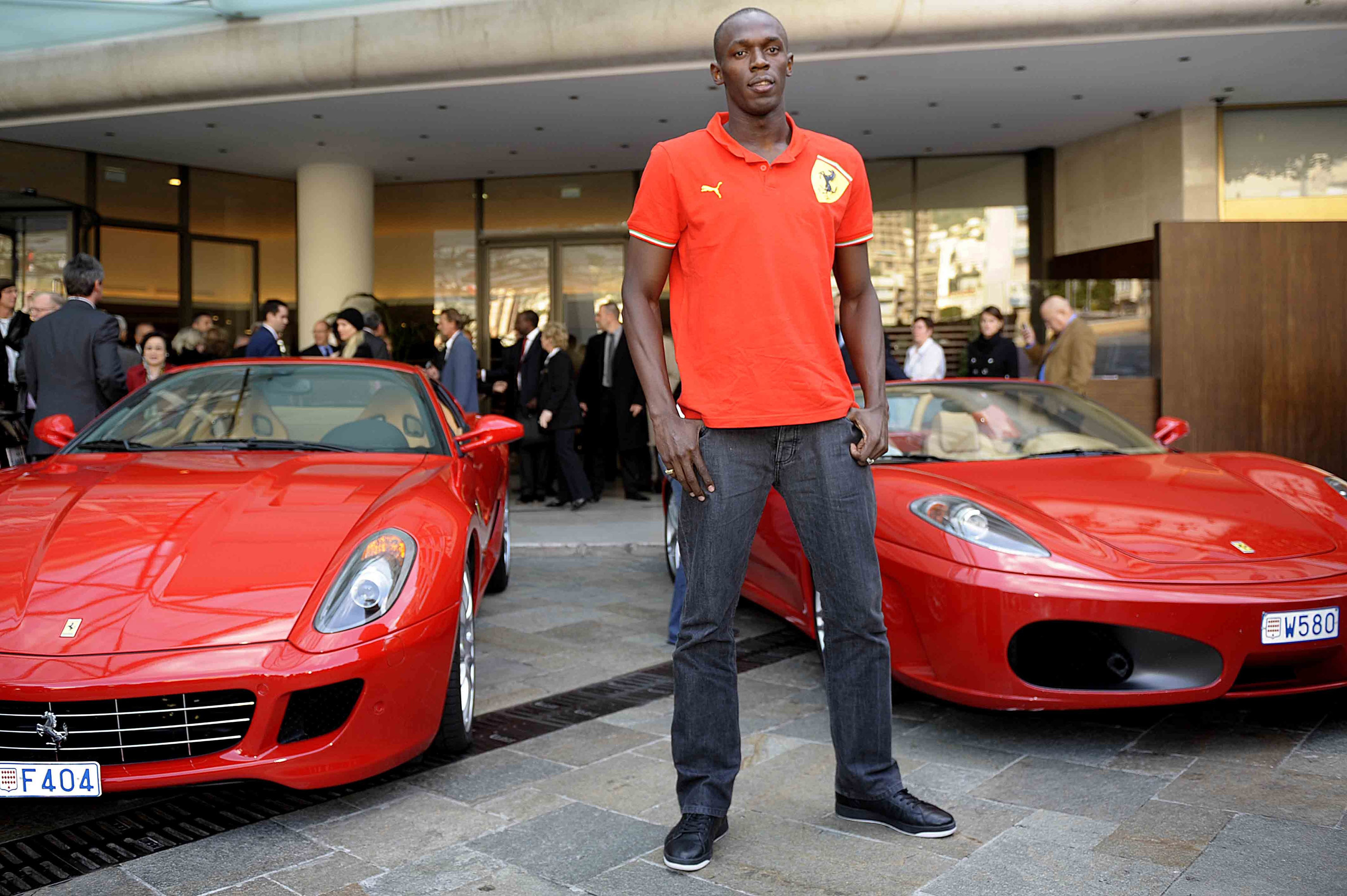Usain Bolt in Ferrari F430 Spider